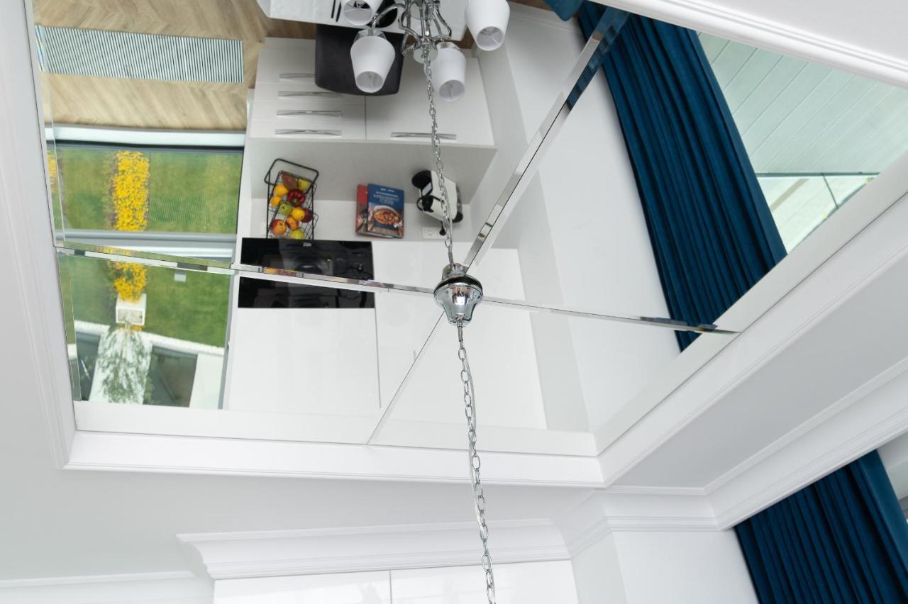 Yacht Park Premium Sea View Apartament